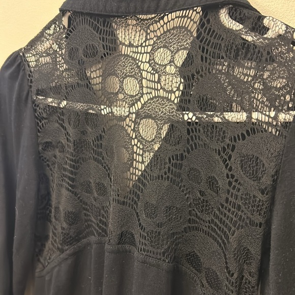 Bongo Women’s Shirt Black/Skull Size Small - Picture 6 of 6